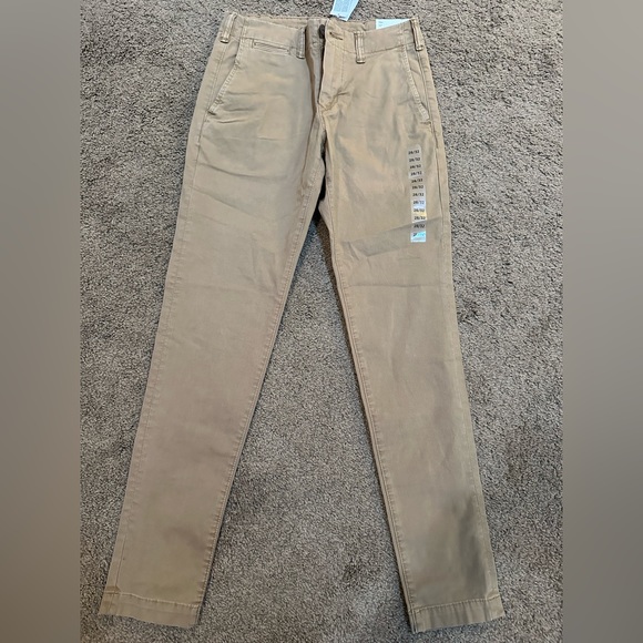 American Eagle Young Men’s Flex Slim Fit Khaki Pants - Picture 2 of 7